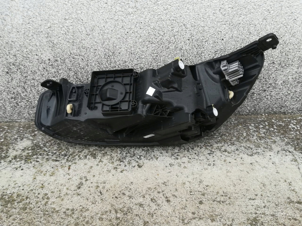 Frontscheinwerfer Ford Focus FULL LED Rechts Scheinwerfer Headlight