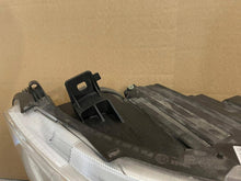 Laden Sie das Bild in den Galerie-Viewer, Frontscheinwerfer Mercedes-Benz Sprinter A9109060100 Rechts Headlight SCH2176410109xf