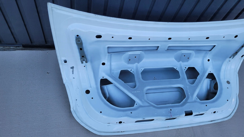 Heckklappe Mercedes-Benz W177 Rückseite kofferraumklappe Tailgate