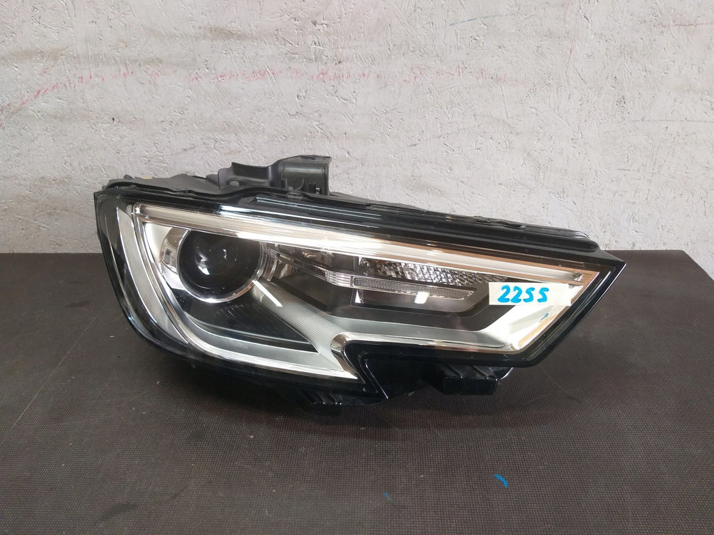 Frontscheinwerfer Audi A3 8V0941006E 90104557 Rechts Scheinwerfer Headlight