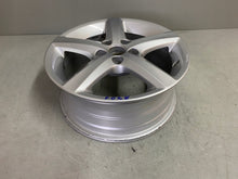 Load image into Gallery viewer, 1x Alufelge 15 Zoll 6.0&quot; 5x100 40ET 6R0071495B VW Polo 6r Rim Wheel