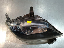 Laden Sie das Bild in den Galerie-Viewer, Frontscheinwerfer Mazda 2 3M71-13W029-AF Rechts Scheinwerfer Headlight