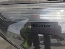 Laden Sie das Bild in den Galerie-Viewer, Frontscheinwerfer Mercedes-Benz Vito W447 A4479067800 Rechts Headlight SCH3249302889cb