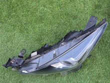 Laden Sie das Bild in den Galerie-Viewer, Frontscheinwerfer Mazda 3 BHR251040 BHN351040 Links Scheinwerfer Headlight SCH1160802326bs