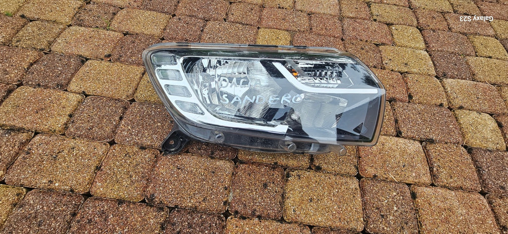 Frontscheinwerfer Dacia Logan Sandero II 260103529R LED Rechts Headlight
