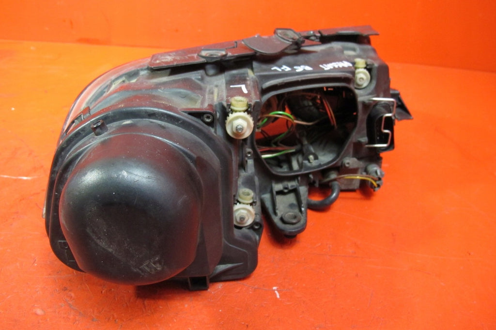 Frontscheinwerfer VW Passat 3B7941015 Xenon Links Scheinwerfer Headlight SCH8694994711oo