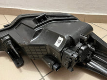 Load image into Gallery viewer, Frontscheinwerfer Hyundai I20 92101-C8000 Links Scheinwerfer Headlight