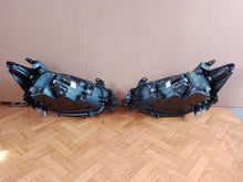 Laden Sie das Bild in den Galerie-Viewer, Frontscheinwerfer Mazda Cx5 KA1F51040C Ein Stück (Rechts oder Links) Headlight SCH7090311186xr