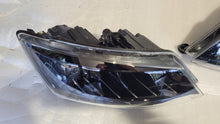 Load image into Gallery viewer, Frontscheinwerfer Skoda Fabia III 6V1941015B LED Ein Satz Scheinwerfer Headlight