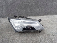 Laden Sie das Bild in den Galerie-Viewer, Frontscheinwerfer Seat Ateca 90117434A 576941008F LED Rechts Headlight