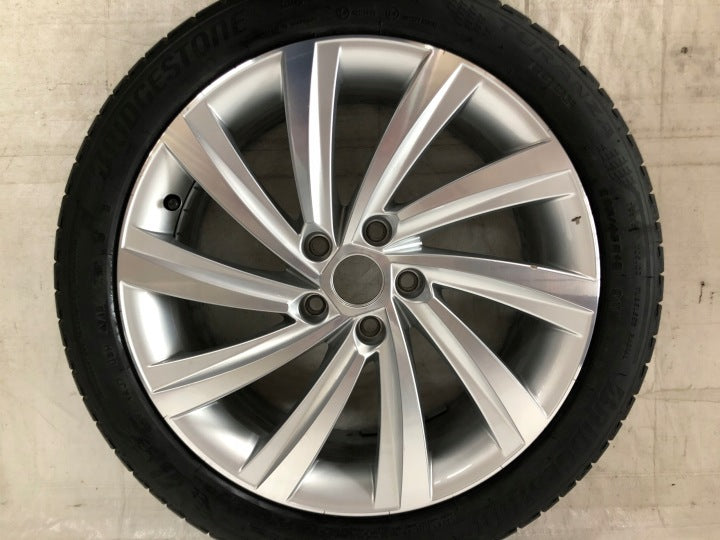 1x Alufelge 18 Zoll 7.5" 5x112 48ET Glanz Grau 5E3601025 Skoda Octavia 5e3 FEL9265903493fi