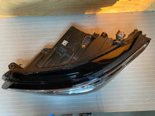 Load image into Gallery viewer, Frontscheinwerfer VW Golf VIII 5H1941005B LED Links Scheinwerfer Headlight SCH2456030644jh