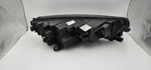 Laden Sie das Bild in den Galerie-Viewer, Frontscheinwerfer Skoda Octavia I 5E4941015 LED Links Scheinwerfer Headlight SCH2890684479qu