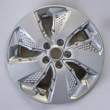 Load image into Gallery viewer, 1x Alufelge 17 Zoll 7.0&quot; 5x114.3 50ET 52910K400 Hyundai Rim Wheel