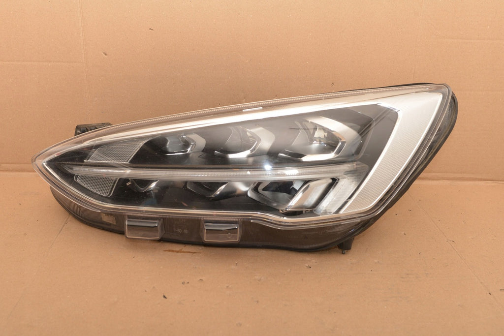 Frontscheinwerfer Ford Focus JX7B-13E015-AE Links Scheinwerfer Headlight SCH3451909238ja