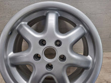 Laden Sie das Bild in den Galerie-Viewer, 1x Alufelge 16 Zoll 7.0" 5x112 45ET Matt Silber 8D0601025J Audi A4 Rim Wheel FEL2958992538ol