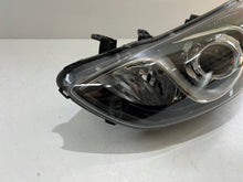 Laden Sie das Bild in den Galerie-Viewer, Frontscheinwerfer Hyundai I30 92101-A6060 Links Scheinwerfer Headlight SCH1608028314eo