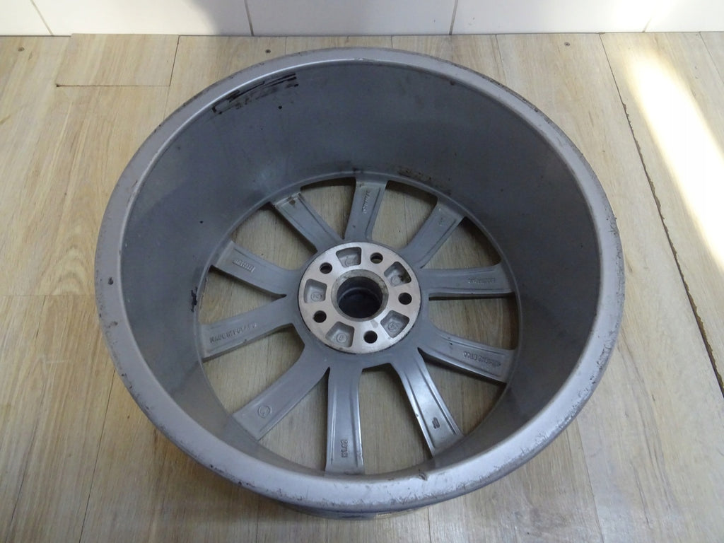 1x Alufelge 18 Zoll 8.0" 5x112 44ET Glanz Silber 3V0601025J Skoda Superb Iii
