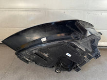 Laden Sie das Bild in den Galerie-Viewer, Frontscheinwerfer Audi Q5 8R0941005C LED Links Scheinwerfer Headlight