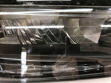 Laden Sie das Bild in den Galerie-Viewer, Frontscheinwerfer Skoda Fabia I 6VB941016 LED Rechts Scheinwerfer Headlight