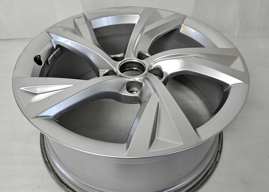 1x Alufelge 18 Zoll 8.0" 5x112 40ET 8W0601025EJ Audi A4 B9 Rim Wheel