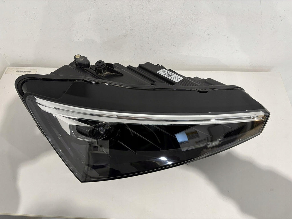 Frontscheinwerfer Skoda Scala 657941016A 657941015A LED Rechts Headlight SCH6448035959lg