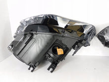 Laden Sie das Bild in den Galerie-Viewer, Frontscheinwerfer Audi A5 8T0941043 Xenon Ein Stück (Rechts oder Links)