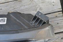 Laden Sie das Bild in den Galerie-Viewer, Frontscheinwerfer Ford Focus MX7B-13E014-CD Rechts Scheinwerfer Headlight