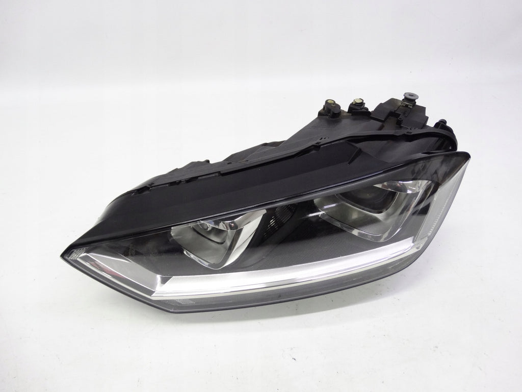 Frontscheinwerfer VW Golf Sportsvan 517941031B Xenon Links Headlight SCH2882745376px