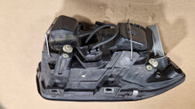 Laden Sie das Bild in den Galerie-Viewer, Frontscheinwerfer Audi A6 C5 14847300 Links Scheinwerfer Headlight SCH8688271498yi
