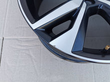 Load image into Gallery viewer, 1x Alufelge 18 Zoll 8.0&quot; 5x108 42ET 31471482 Volvo S60 V60 Xc60 Ii Rim Wheel