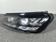 Laden Sie das Bild in den Galerie-Viewer, Frontscheinwerfer Skoda Fabia 6VB941015 Full LED Links Scheinwerfer Headlight