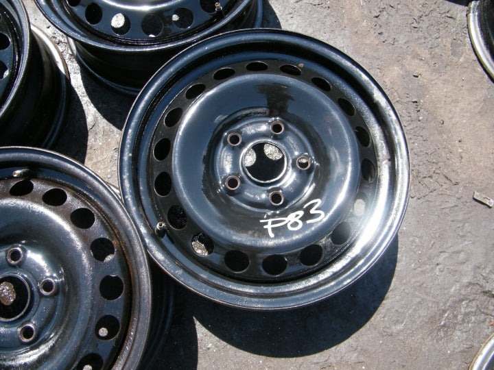 4x Alufelge 15 Zoll 6.0" 5x112 47ET Silber VW Caddy V Golf III Jetta VI Touran FEL1193095578hb