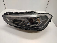 Load image into Gallery viewer, Frontscheinwerfer BMW X1 F48 7472255-06 Full LED Ein Stück (Rechts oder Links) SCH9934898216ws