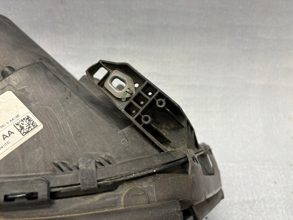 Frontscheinwerfer Mercedes-Benz Gla A1569061800 Bi-Xenon Rechts Headlight SCH3442527350pn