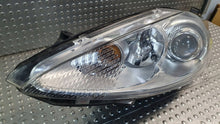 Laden Sie das Bild in den Galerie-Viewer, Frontscheinwerfer Ford Fiesta I S26380845 Links Scheinwerfer Headlight SCH6924404526wc