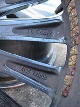 Laden Sie das Bild in den Galerie-Viewer, 1x Alufelge 17 Zoll 7.0&quot; 5x108 50ET F1EC-1007-N1A Ford Rim Wheel