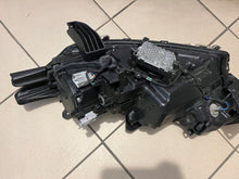 Laden Sie das Bild in den Galerie-Viewer, Frontscheinwerfer Mitsubishi Outlander LED Rechts Scheinwerfer Headlight