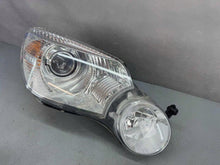 Laden Sie das Bild in den Galerie-Viewer, Frontscheinwerfer Skoda Yeti 103419012270 Xenon Rechts Scheinwerfer Headlight SCH6882101798bl