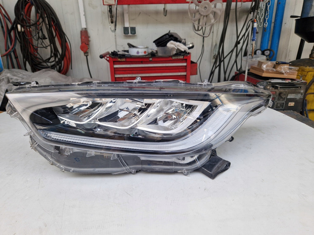 Frontscheinwerfer Toyota Yaris Full LED Links Scheinwerfer Headlight SCH4341880884vv