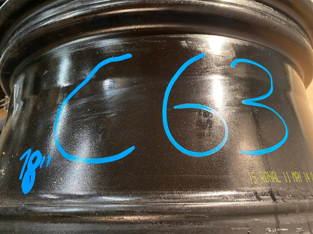 1x Alufelge 18 Zoll 8.0" 5x112 48ET 5C0601025AK VW New Beetle Rim Wheel