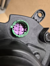 Laden Sie das Bild in den Galerie-Viewer, Frontscheinwerfer Fiat 500 81549002 Links Scheinwerfer Headlight SCH6548409364eh