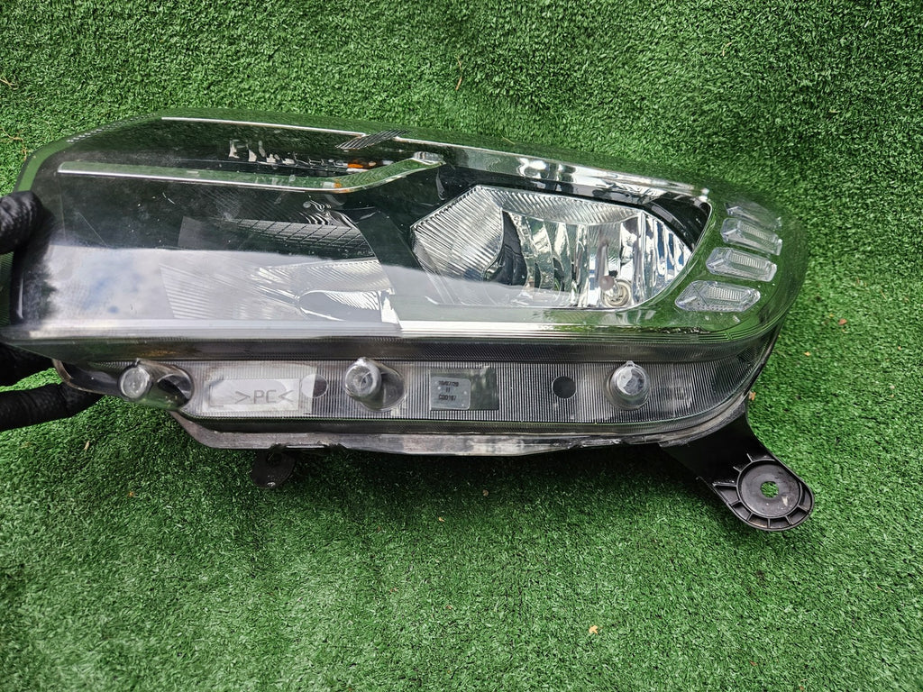 Frontscheinwerfer Dacia Logan Sandero II 260603795R Links Scheinwerfer Headlight SCH9347309133ju