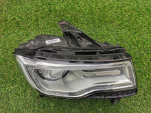 Laden Sie das Bild in den Galerie-Viewer, Frontscheinwerfer Jeep Grand Cherokee Wk2 68144708AG LED Rechts Headlight SCH4401666895ru