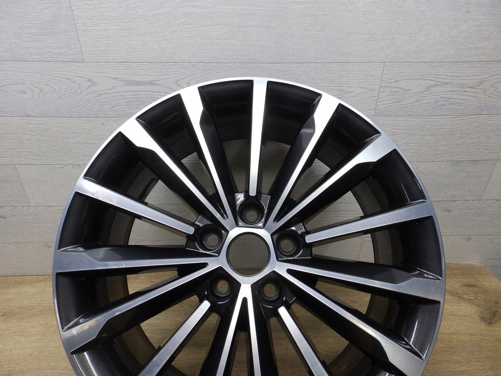 1x Alufelge 18 Zoll 7.0" 5x112 43ET Glanz Silber 565601025 Skoda Kodiaq