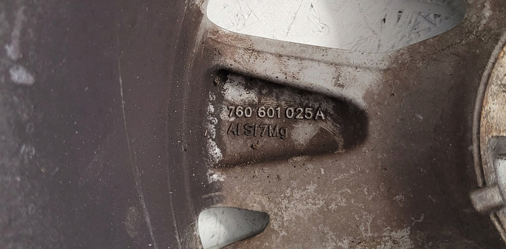 1x Alufelge 18 Zoll 8.0" 5x112 25ET 760601025A VW Touareg Rim Wheel