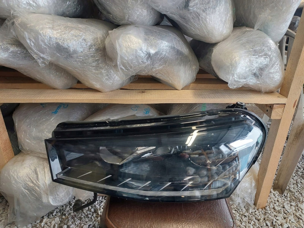 Frontscheinwerfer Skoda Fabia IV 6VB941015B Full LED Links Headlight SCH6428209281xm