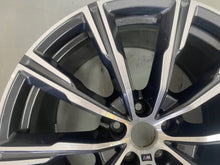 Laden Sie das Bild in den Galerie-Viewer, 1x Alufelge 20 Zoll 10.5&quot; 5x112 40ET 6880047 BMW X5 G05 G06 Rim Wheel