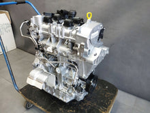 Load image into Gallery viewer, Motor VW Touran DXD 1.9 TSI 90PS 110kW 11Km 2025 Benzin Engine Unkomplett