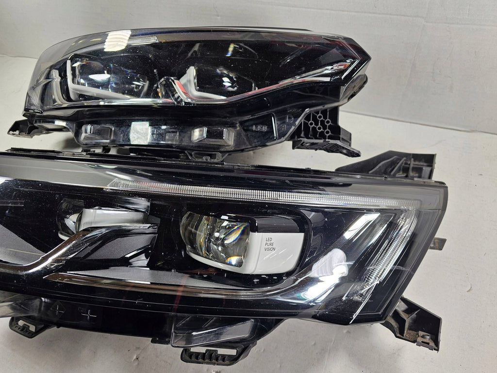 Frontscheinwerfer Renault Talisman 260602488R 260106724R Ein Satz Headlight SCH2135364009lb